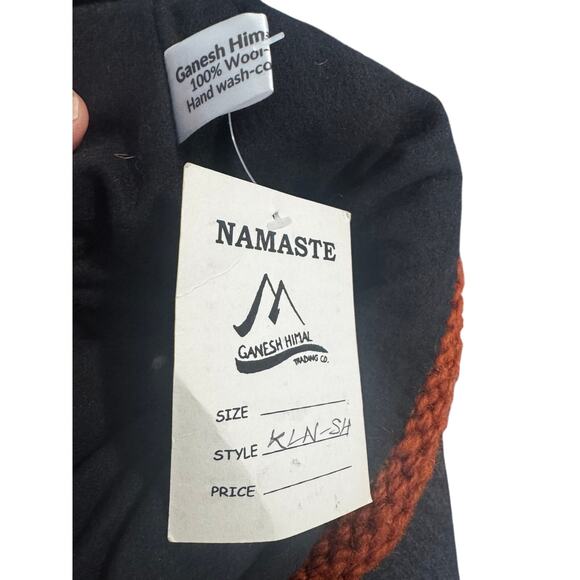 Ganesh Himal Trading Co. Hand-Knit in Nepal 100% Wool New With Tags - Picture 3 of 4